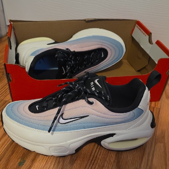 Nike Air Max Sneakers - Womens - Picture 2 of 10